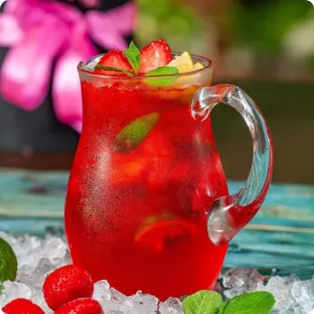 Клубника с базиликом